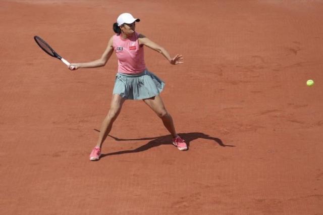 开云APP-斯特拉斯堡张帅无缘四强 中国军团法网前路艰难？